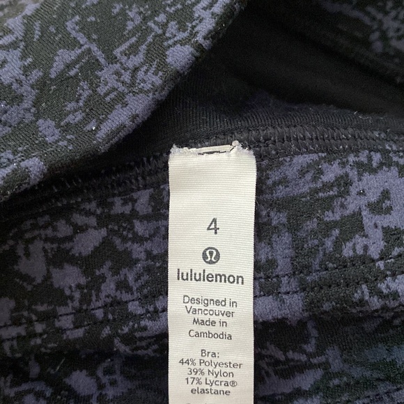 lululemon bra - Picture 3 of 3